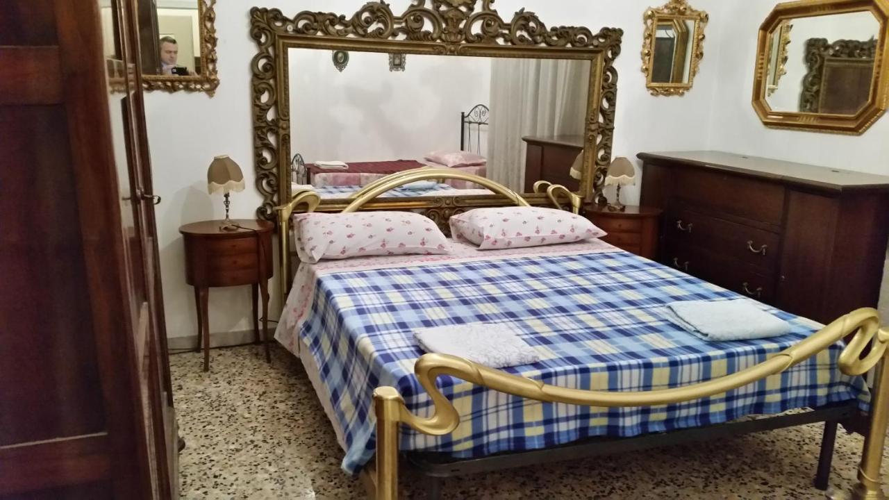 Bed and Breakfast Casa Gramsci Modena Exteriér fotografie