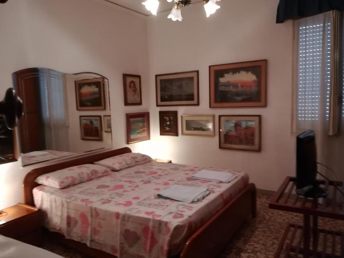 Bed and Breakfast Casa Gramsci Modena Exteriér fotografie